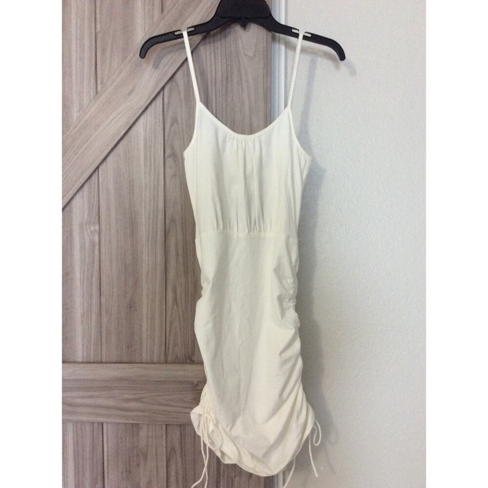 NWT Le Lis Small white spaghetti strap fitted dress